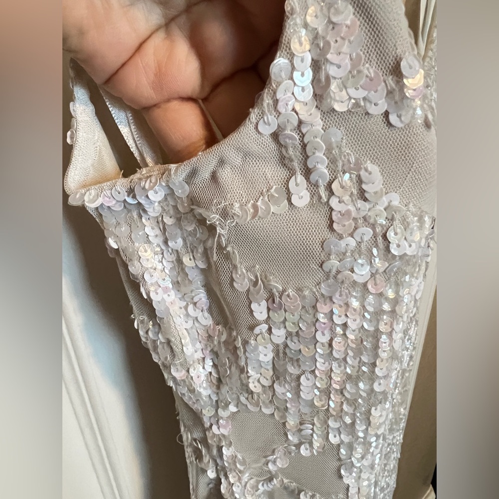 👗 NWT! Adrianna Papell White Holographic Multi Color  Sequin Dress - Picture 3 of 9